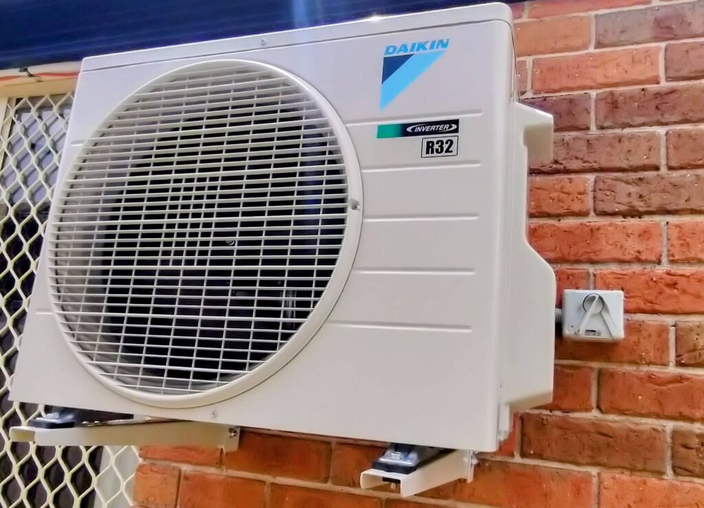 AC