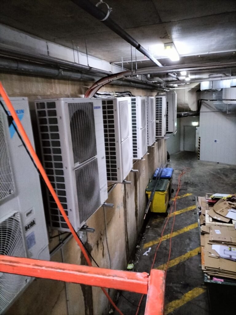 AC