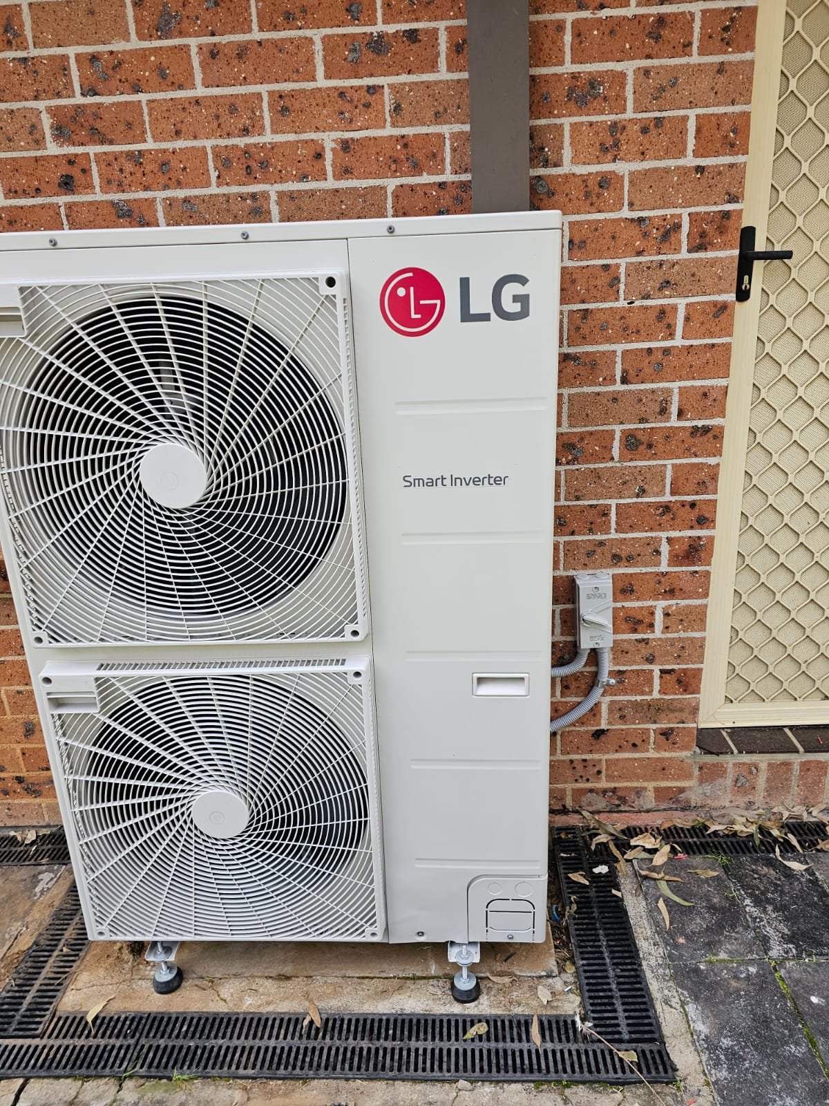 AC