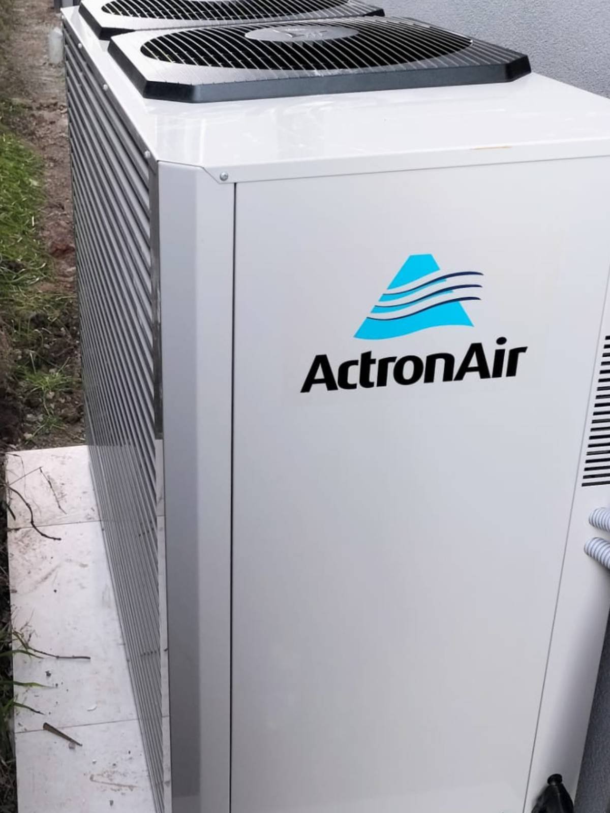 AC