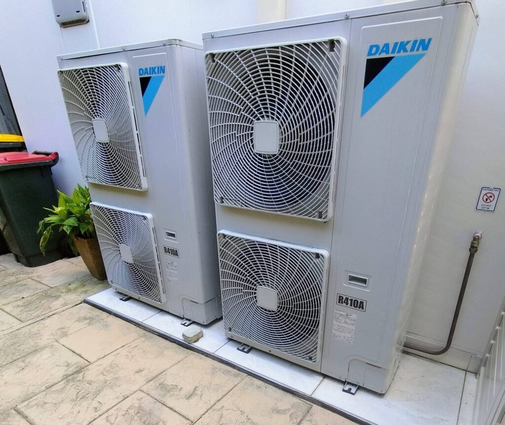 AC