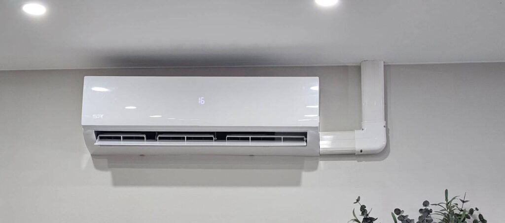 AC