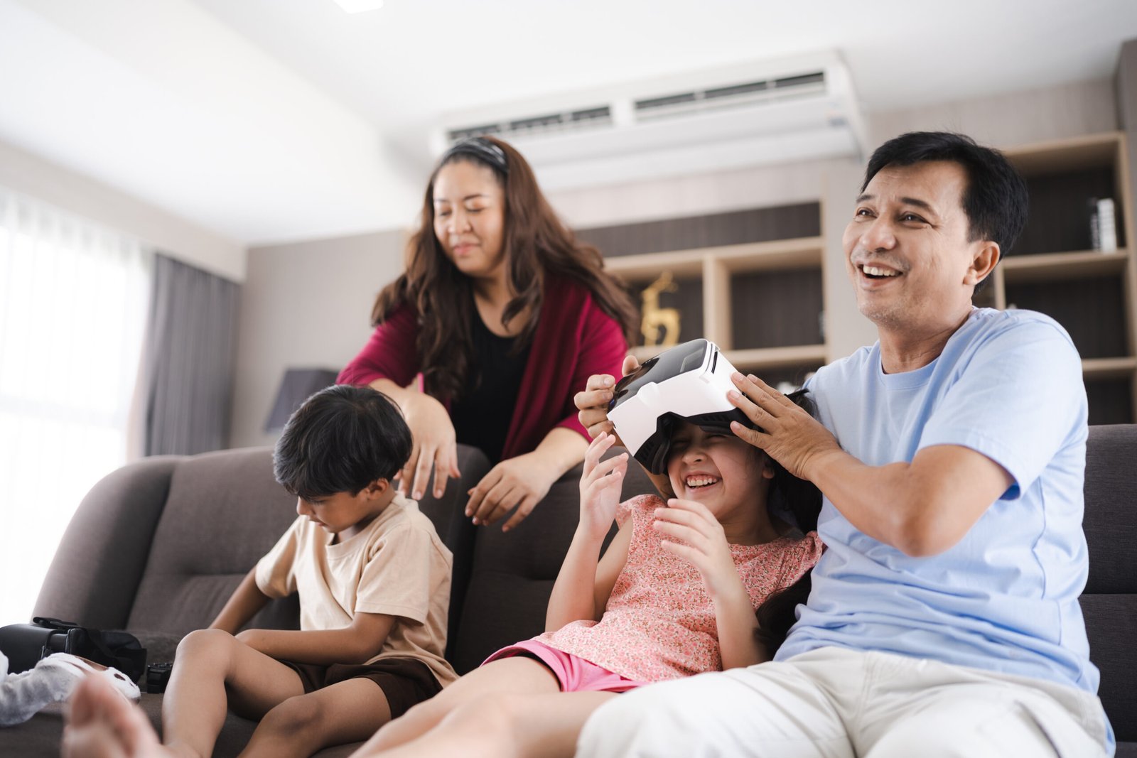 excited family enjoying virtual reality experience 2026 03 25 05 42 01 utc scaled